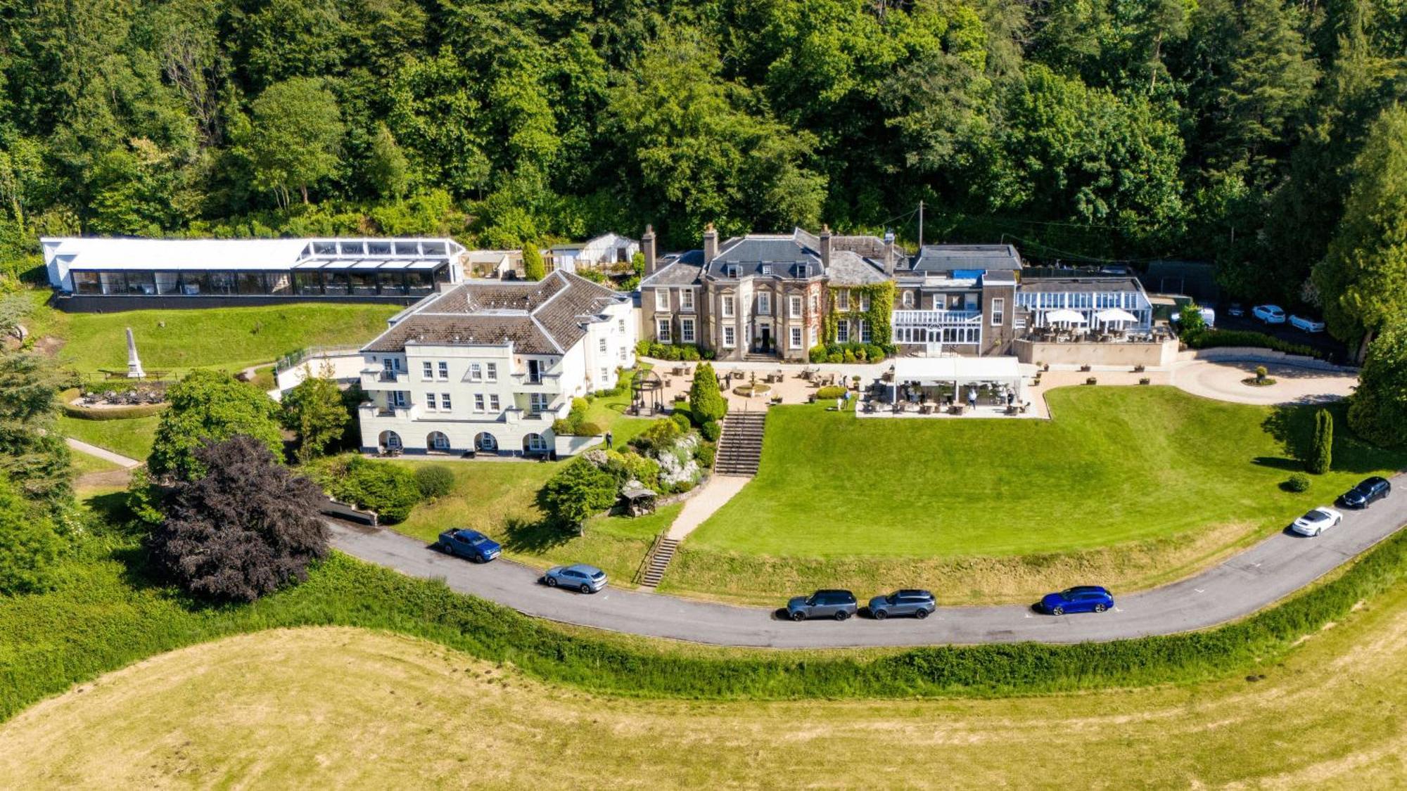 New House Country Hotel カーディフ エクステリア 写真