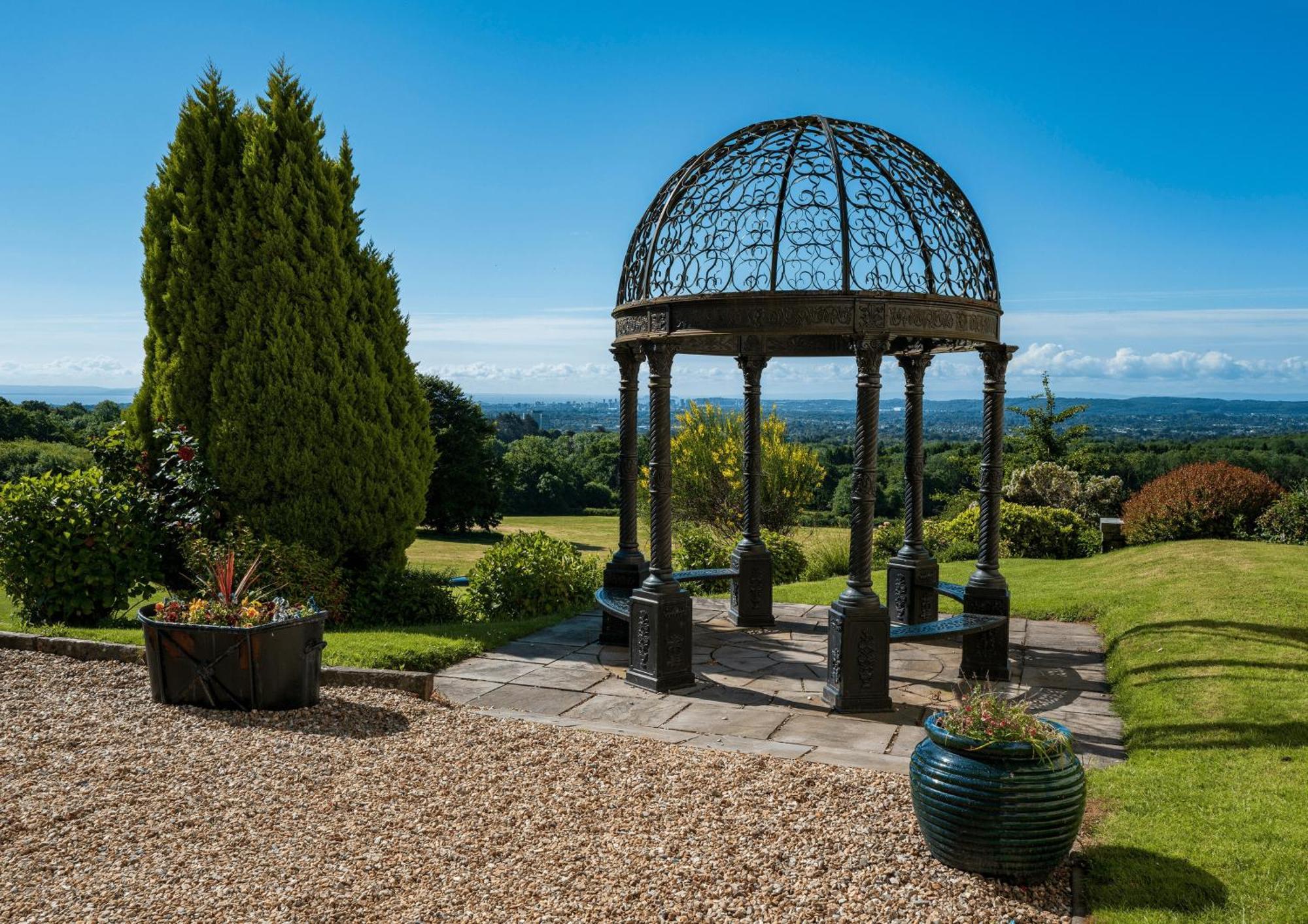 New House Country Hotel カーディフ エクステリア 写真